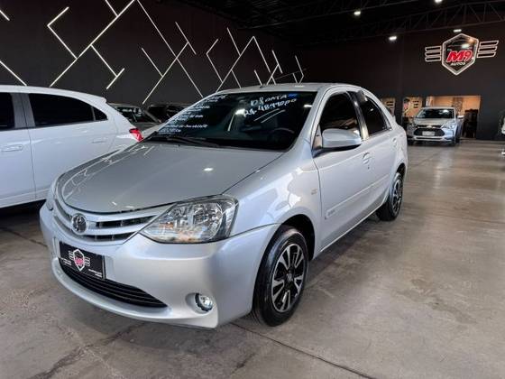TOYOTA ETIOS 1.5 XS SEDAN 16V FLEX 4P MANUAL